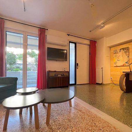 Vouliagmeni Art Micro Loft Daire Atina Dış mekan fotoğraf